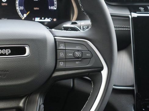 New 2025 Jeep Grand Cherokee L Laredo AWD/4WD image 20