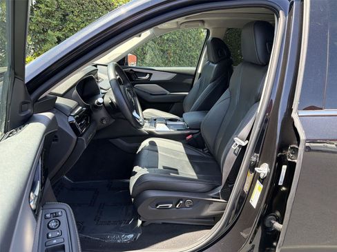 Certified 2023 Acura MDX w/ Technology Package FWD image 12