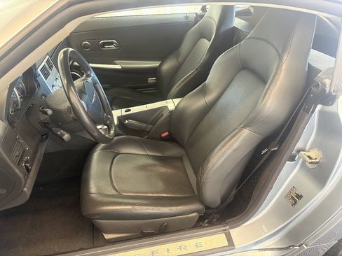 Used 2004 Chrysler Crossfire Coupe RWD image 16