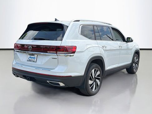 Used 2024 Volkswagen Atlas SEL AWD/4WD image 5