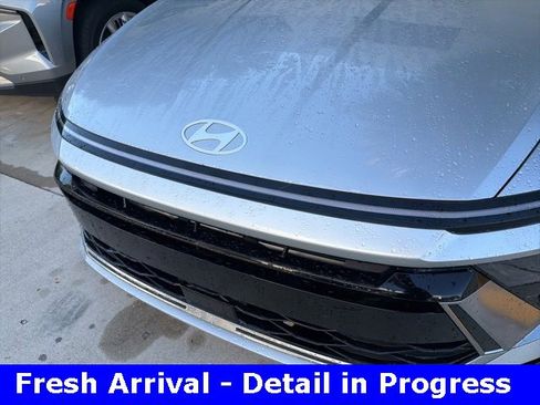 Used 2024 Hyundai Sonata SEL image 2