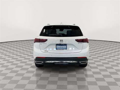 Certified 2025 Buick Envision Preferred image 9