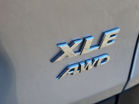 Certified 2025 Toyota RAV4 XLE image 27