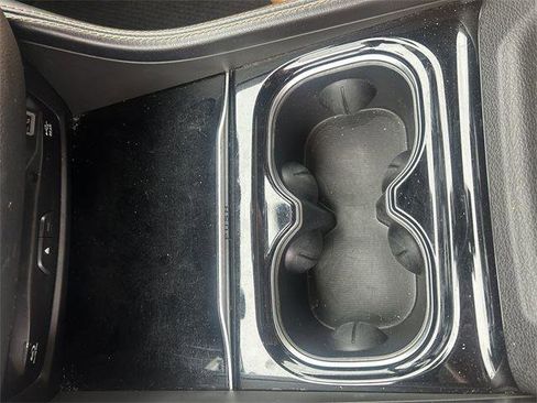 Used 2021 Chrysler Pacifica Pinnacle image 17