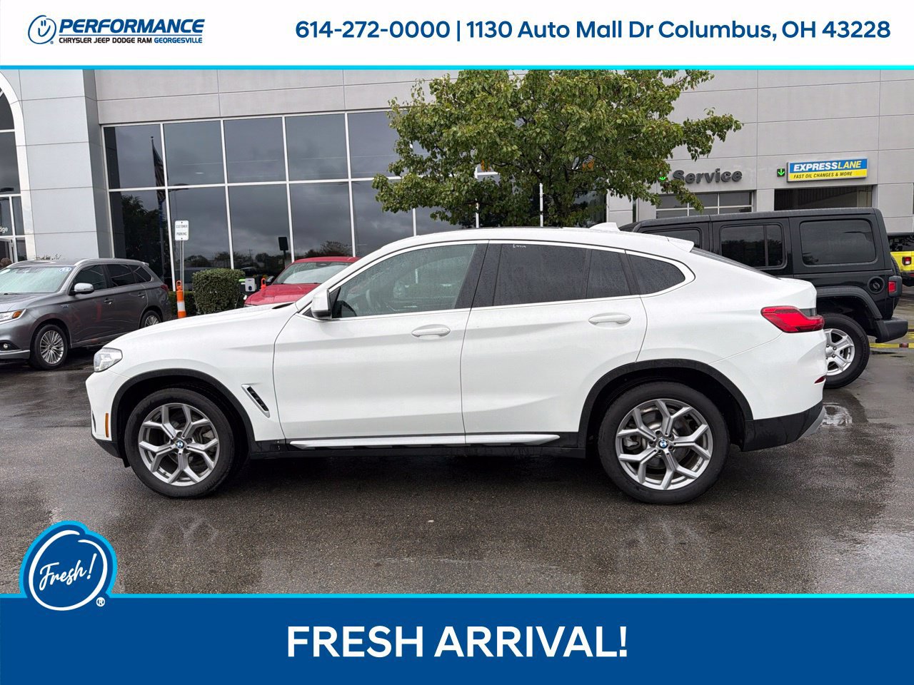 Used 2025 BMW X4 xDrive30i AWD/4WD image 7
