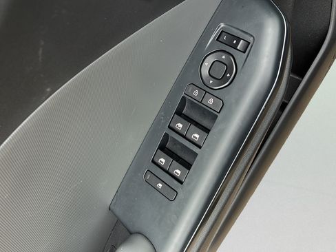 Used 2025 Kia K4 FWD image 21