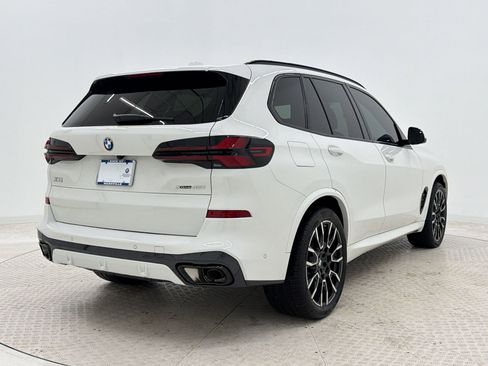 Certified 2025 BMW X5 xDrive40i w/ Executive Package image 9