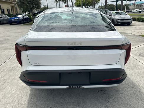 New 2026 Kia K4 LXS FWD image 7