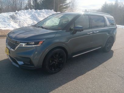 Used 2023 Kia Carnival SX