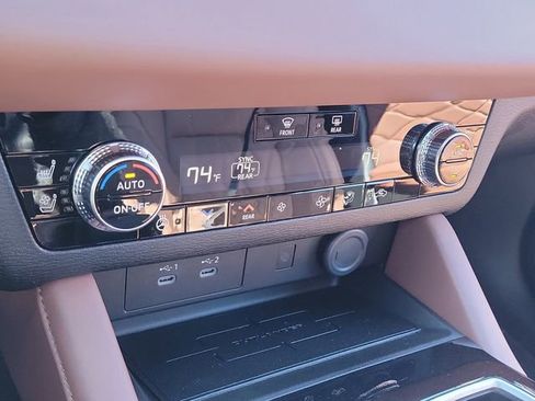 New 2026 Mitsubishi Outlander SEL image 32