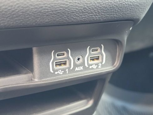 Certified 2023 Chrysler Pacifica Touring-L w/ S Appearance Package FWD image 22