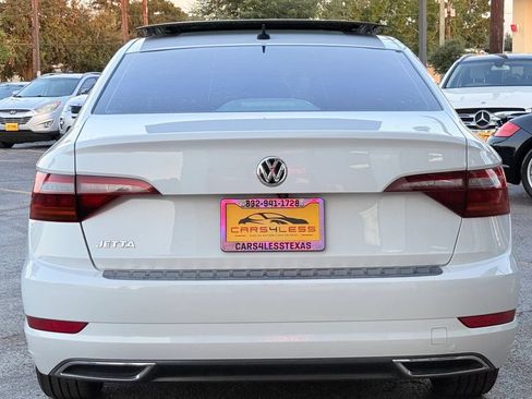 Used 2019 Volkswagen Jetta R-Line FWD image 16