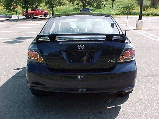 Used 2010 Scion tC FWD image 12