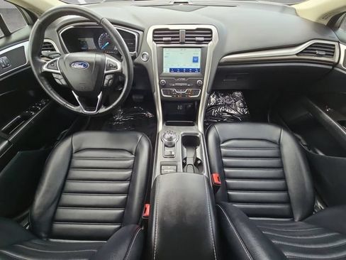 Used 2020 Ford Fusion SEL FWD image 20