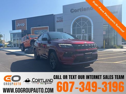 Used 2022 Jeep Compass High Altitude image 1