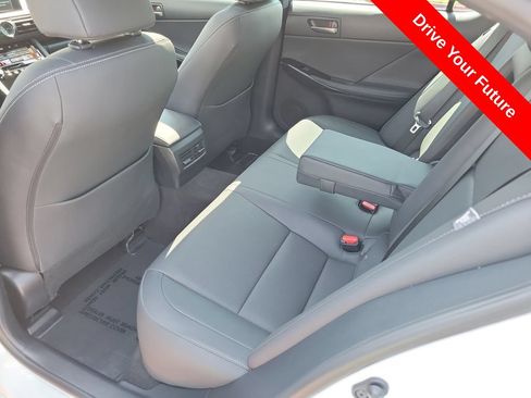 Used 2024 Lexus IS 350 F Sport RWD image 26