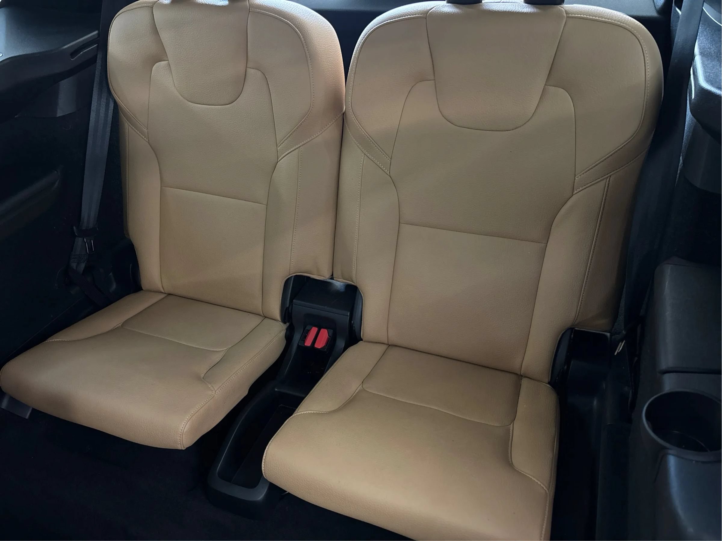 Used 2019 Volvo XC90 T6 Momentum AWD/4WD image 42