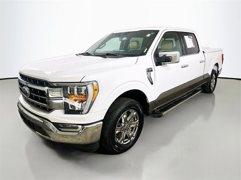Used 2022 Ford F150 Lariat image 3