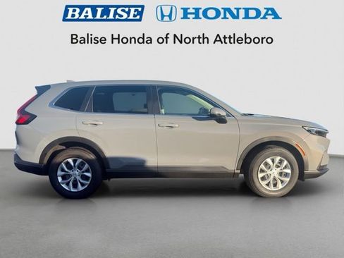 Used 2025 Honda CR-V LX image 6