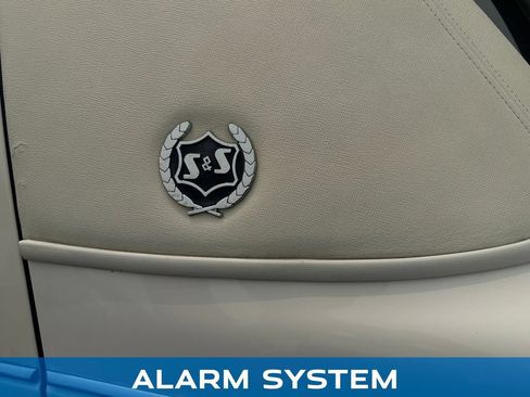 Used 1995 Cadillac Fleetwood Brougham RWD image 26