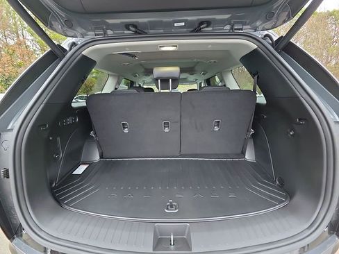 New 2026 Hyundai Palisade Limited FWD image 22