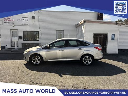 Used 2014 Ford Focus SE image 1