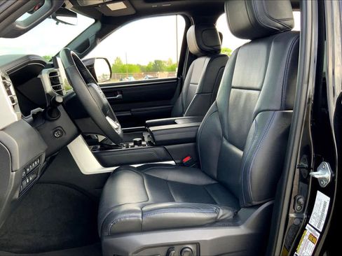 Used 2023 Toyota Tundra Platinum image 8