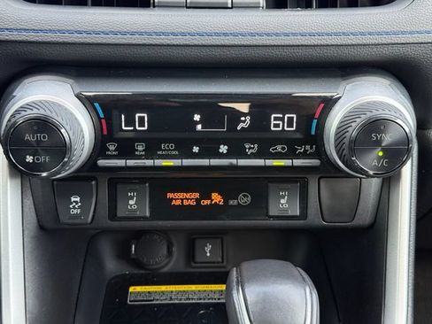 Used 2021 Toyota RAV4 XSE AWD/4WD image 24