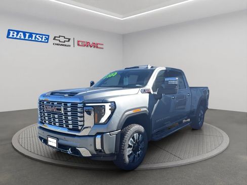 New 2025 GMC Sierra 2500 Denali w/ Technology Package image 2