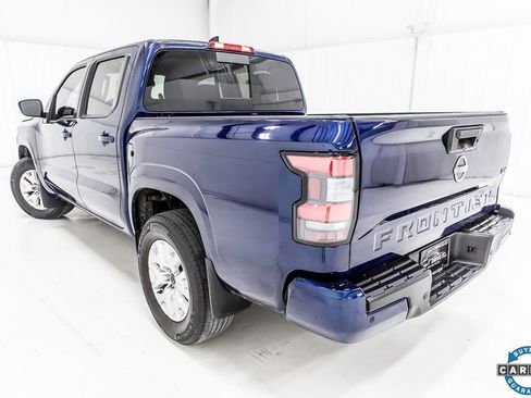 Used 2023 Nissan Frontier SV w/ SV Convenience Package image 5