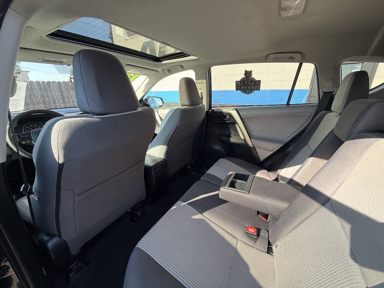 Used 2013 Toyota RAV4 XLE FWD image 15