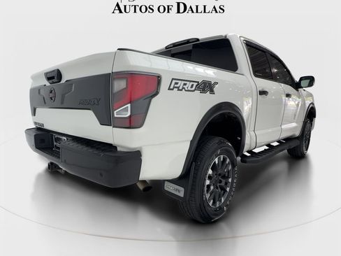 Used 2021 Nissan Titan PRO-4X AWD/4WD image 11