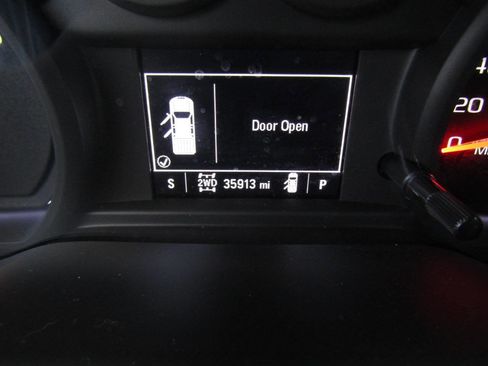 Used 2021 Chevrolet Silverado 1500 Custom image 19