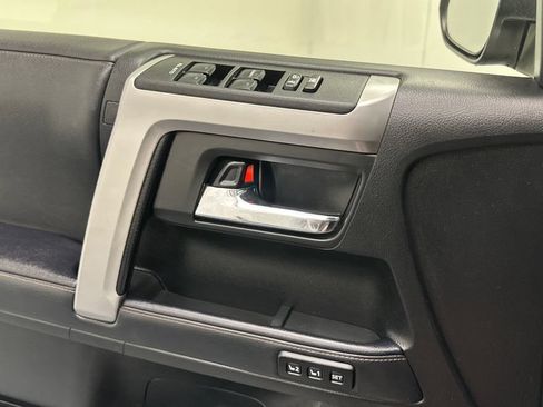 Certified 2021 Toyota 4Runner Limited AWD/4WD image 19