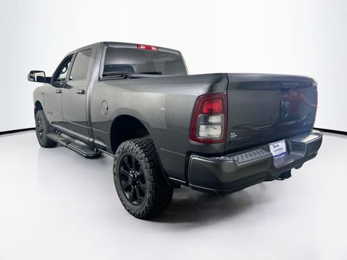 Used 2022 RAM 2500 Big Horn w/ Night Edition AWD/4WD image 7