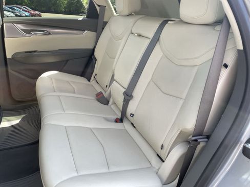 Used 2024 Cadillac XT5 Premium Luxury AWD/4WD image 19