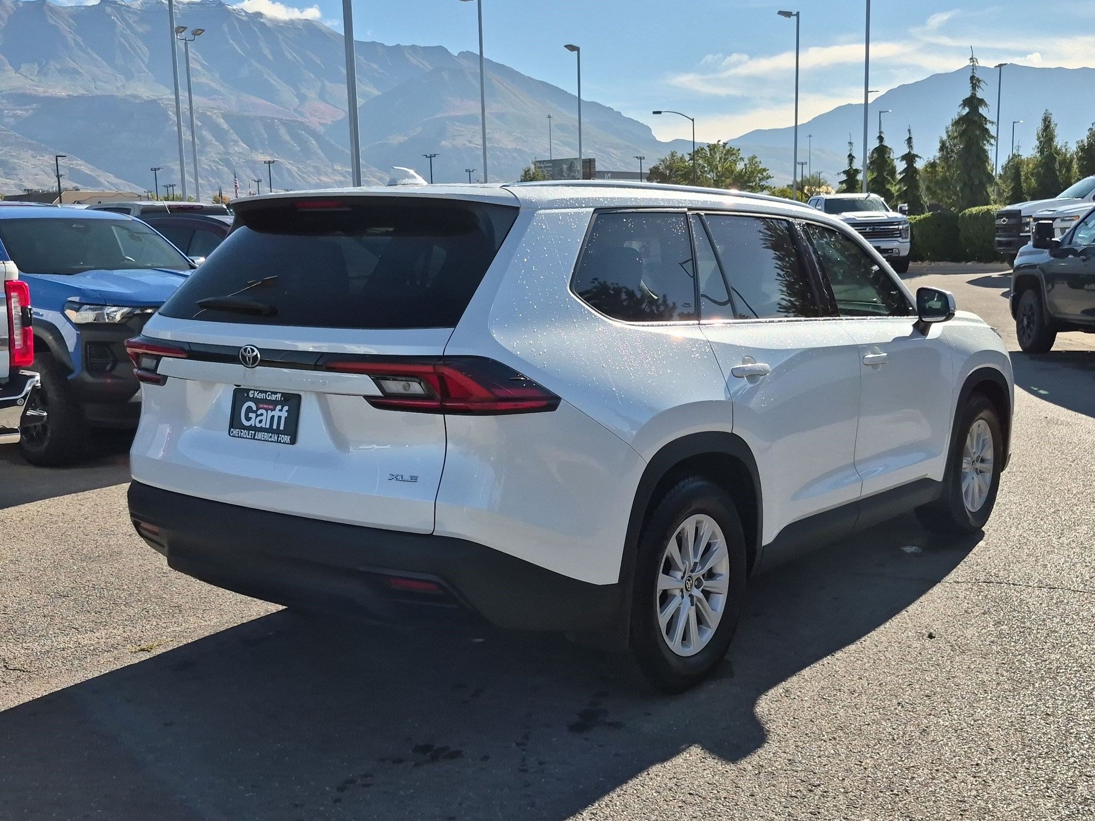 Used 2026 Toyota Grand Highlander FWD image 3