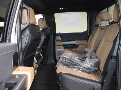 New 2026 Ford F250 Lariat w/ Chrome Package AWD/4WD image 26
