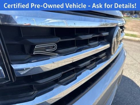 Certified 2022 Volkswagen Atlas SEL R-Line AWD/4WD image 27