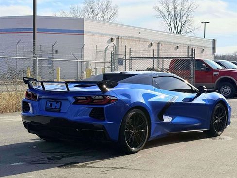 Used 2024 Chevrolet Corvette Stingray Premium Conv w/ Z51 Performance Package image 7
