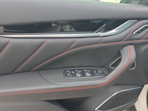 New 2024 Maserati Levante GT Ultima AWD/4WD image 18