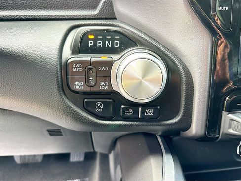 Used 2023 RAM 1500 Laramie AWD/4WD image 12