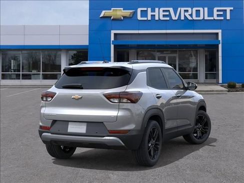 New 2026 Chevrolet TrailBlazer LT w/ Convenience Package FWD image 4