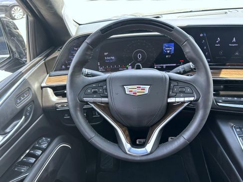 Certified 2024 Cadillac Escalade Premium Luxury Platinum w/ Heavy-Duty Trailer Package AWD/4WD image 22