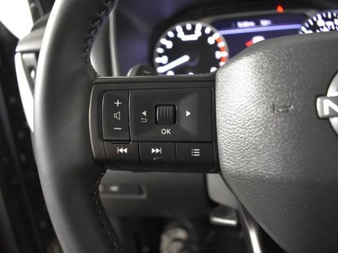 Certified 2025 Nissan Rogue SV w/ SV Premium Package image 16