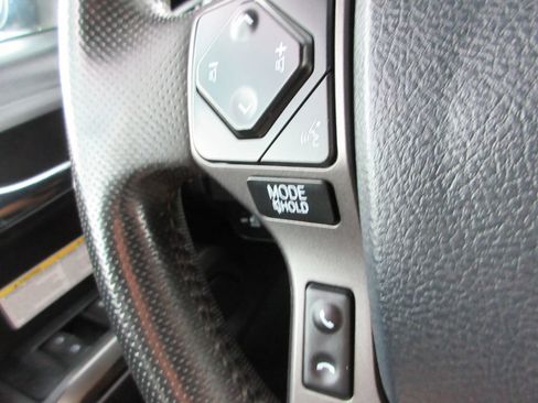Used 2019 Toyota Tacoma TRD Off-Road AWD/4WD image 28