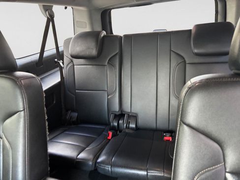 Used 2020 Chevrolet Suburban LT AWD/4WD image 39