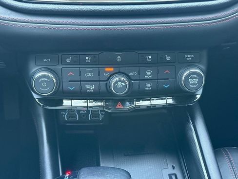 Used 2021 Dodge Durango R/T RWD image 31