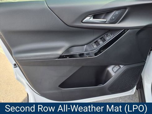 New 2026 Chevrolet Equinox LT w/ Convenience Package II image 16