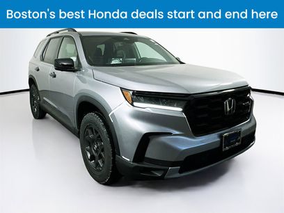 Used 2025 Honda Pilot TrailSport